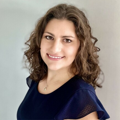 Dr. Aline Remus